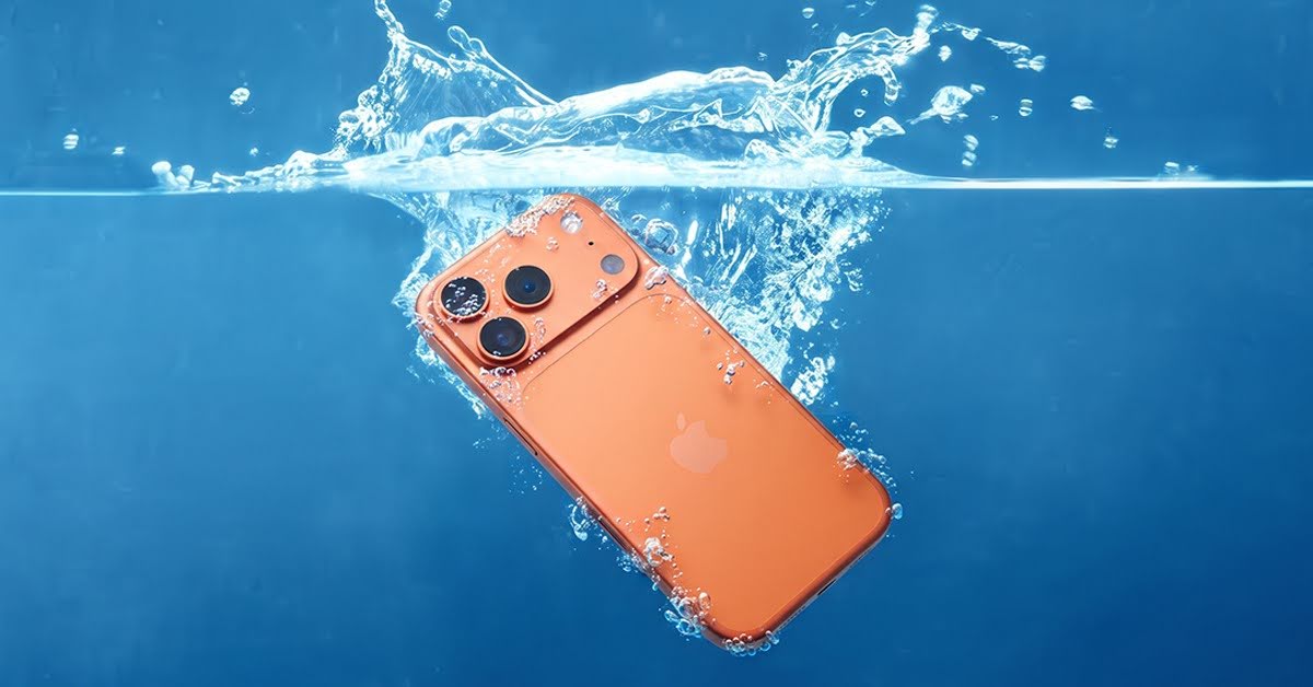 Dropped Your Phone in Water? Do These 5 Things First